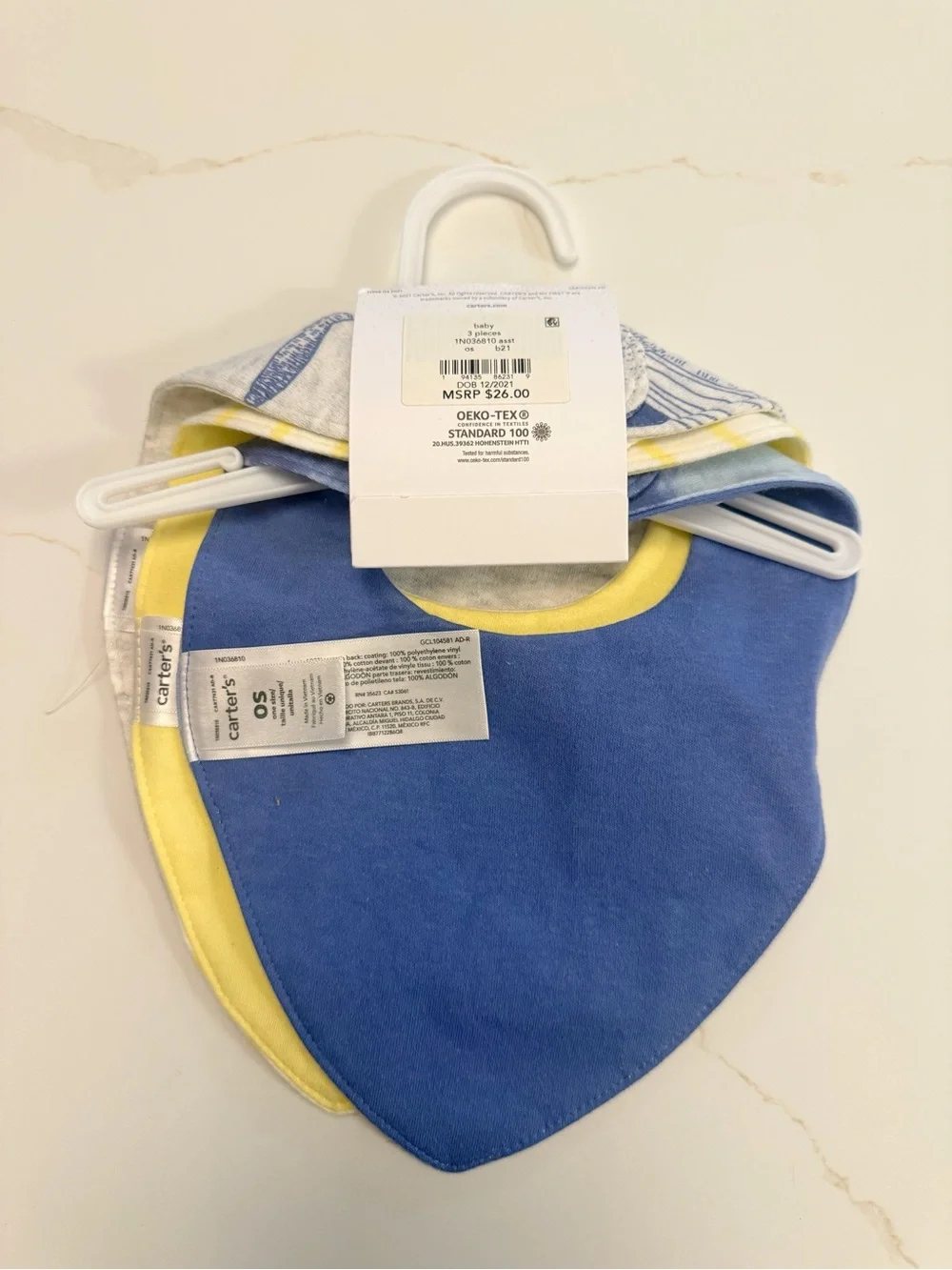 NWT Carter’s 3-Pack Water-Resistant Baby Bandana Bibs